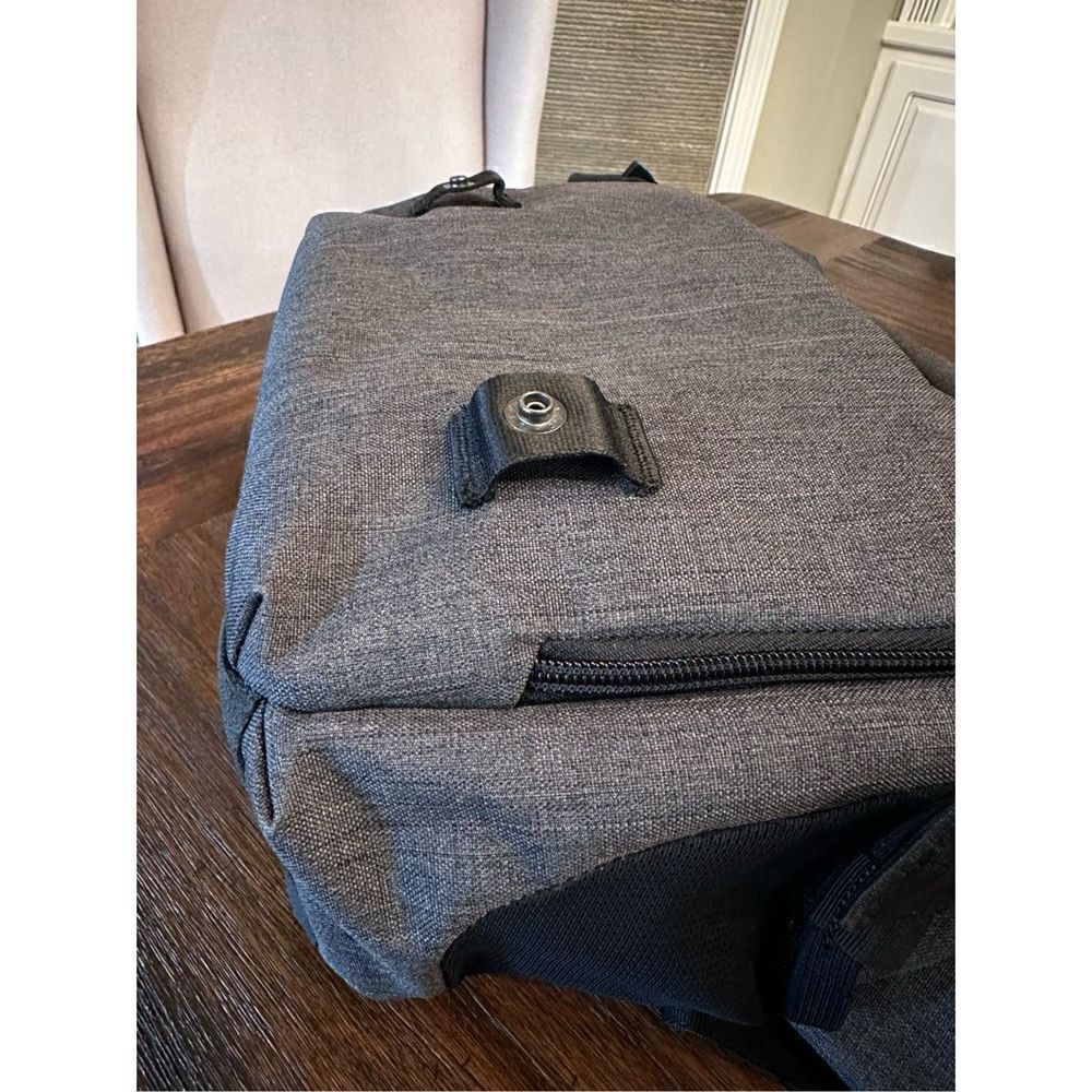 Case Logic Reflection camera/messenger bag - Picture 12 of 16